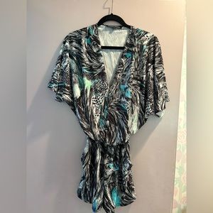 JULIAN CHANG short romper size S